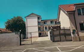 Pension Recidency